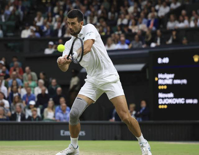 kaiyun网站-IG不断突破！，德约科维奇连续十二场比赛得分超过战术调整赛场气氛高涨