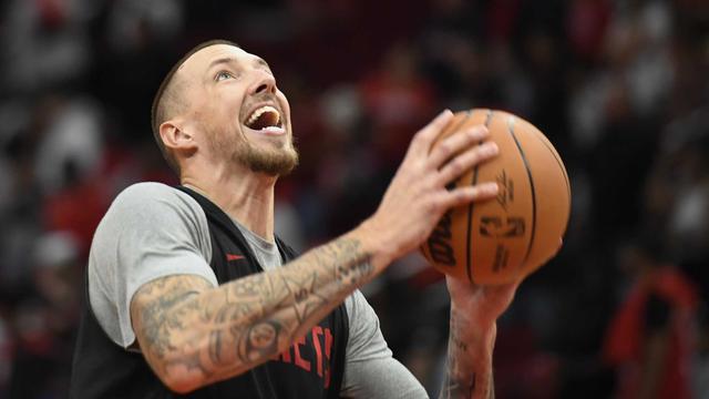 开云体育-风云突变！孟菲斯灰熊集结日调整名单；欧联版图或变；质疑声仍在；团队化学反应显著的简单介绍